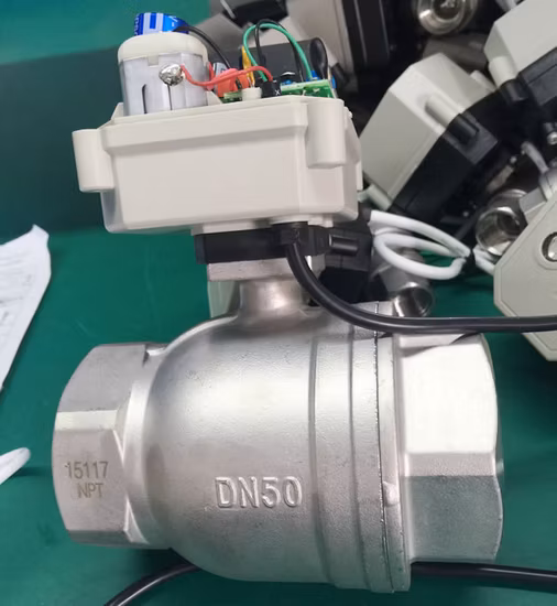 A150-T50-S2-B 2-Wege-DN50-2-Zoll-Kugelhahn mit elektrischem Motor und Handbetätigung